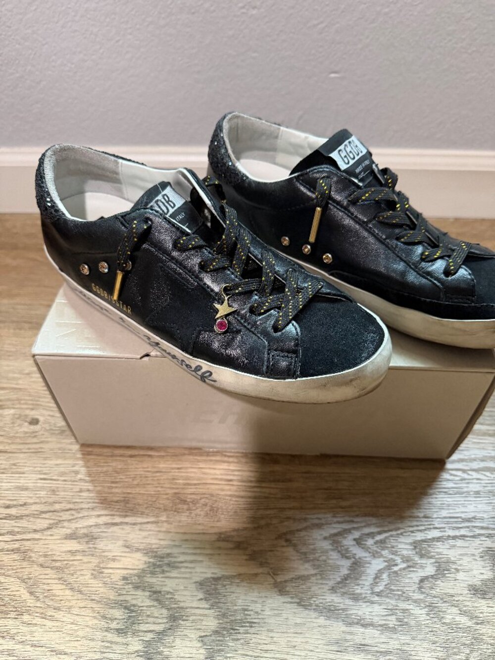 Golden Goose Custom Super-Star Size 38 - Like New